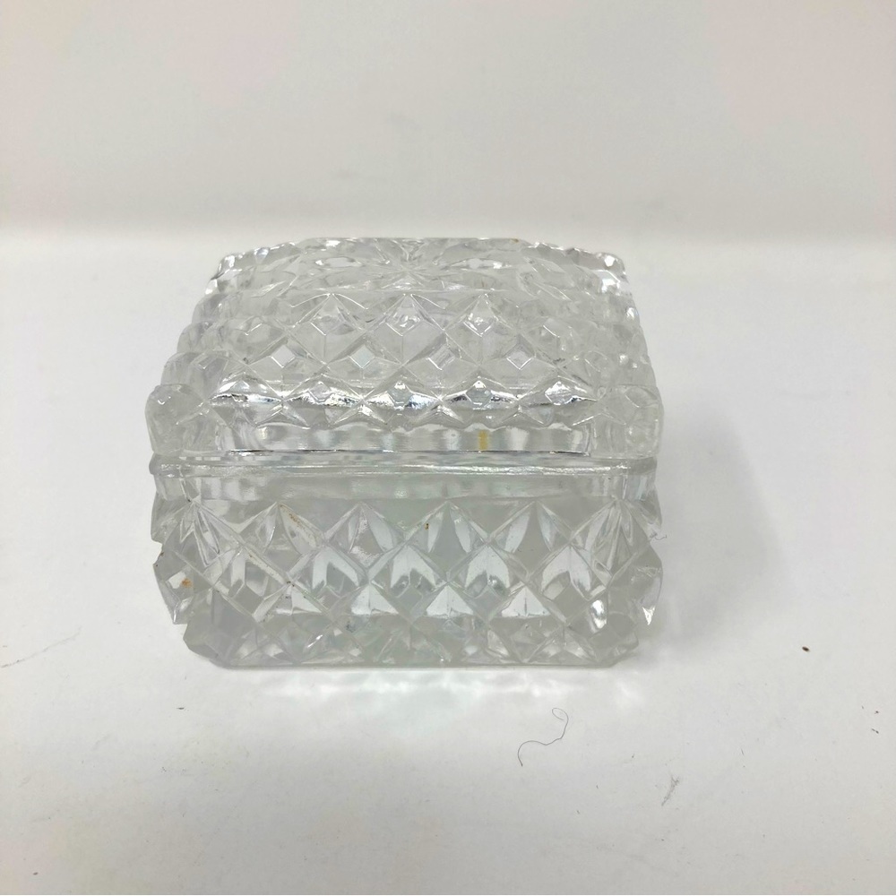 Small Crystal Box with Lid